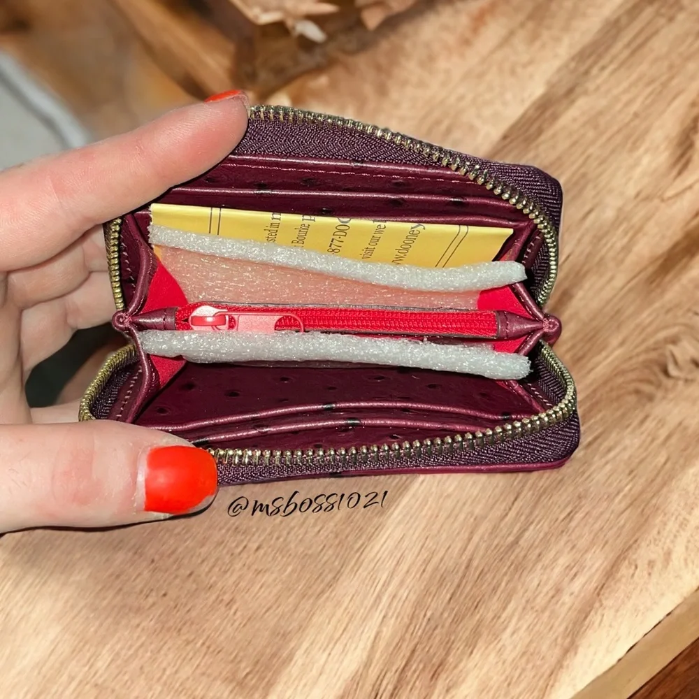Dooney & Bourke Leather Zip Around Wallet Cognac BRAND NEW WITH TAGS_5